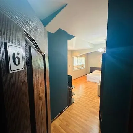Hotel Berito Momchilgrad