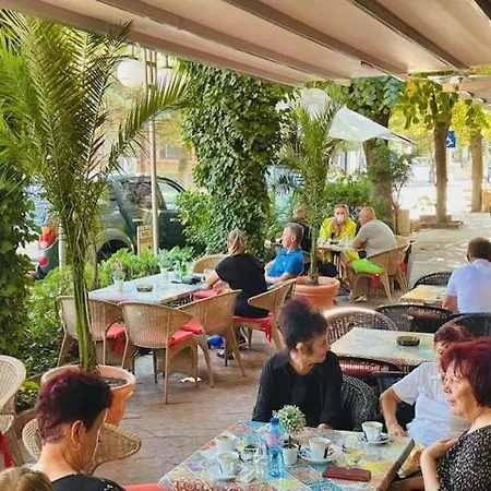 Hotel Berito Momchilgrad